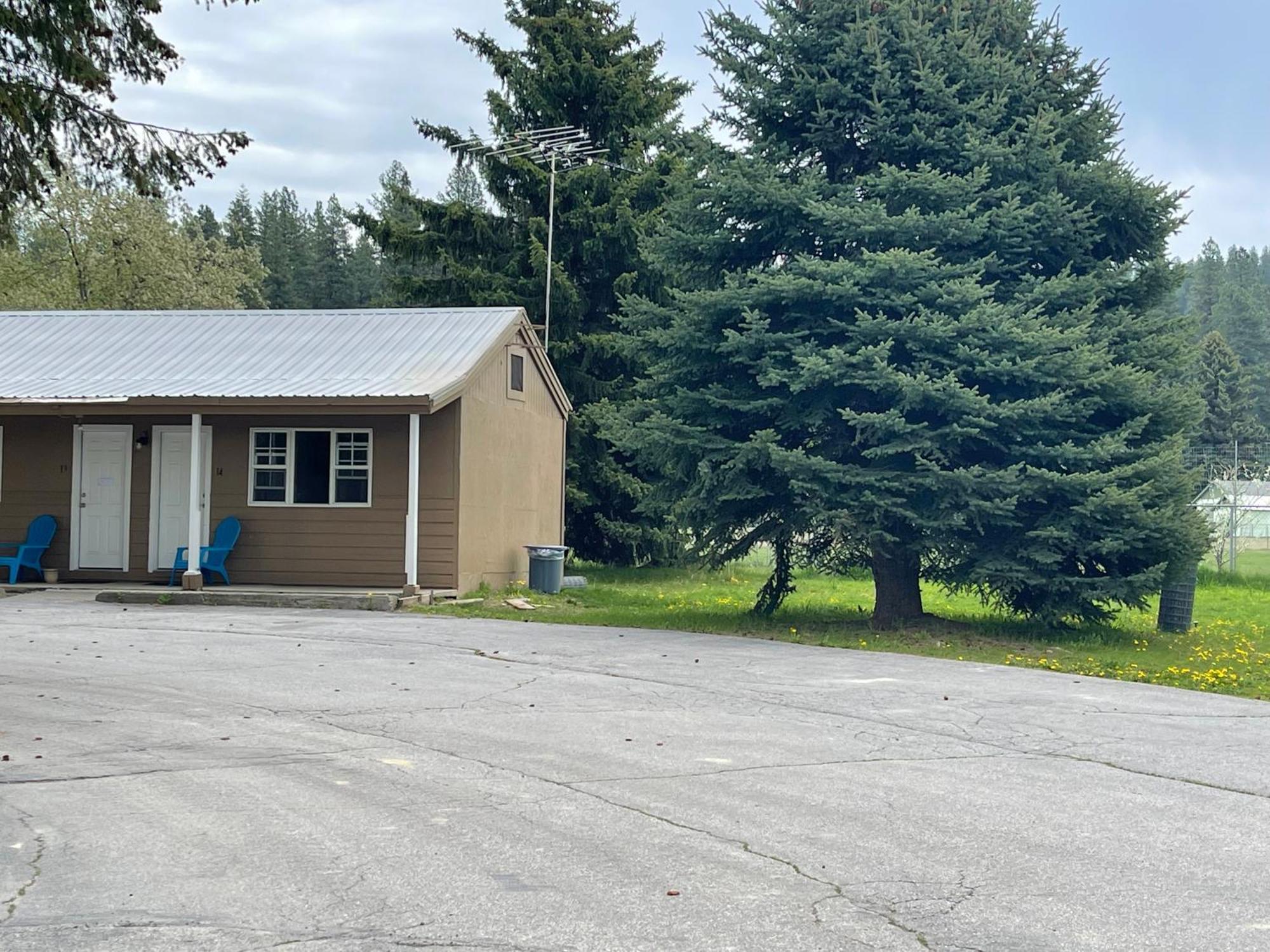 Kootenai Valley Motel Бонърс Фери Екстериор снимка