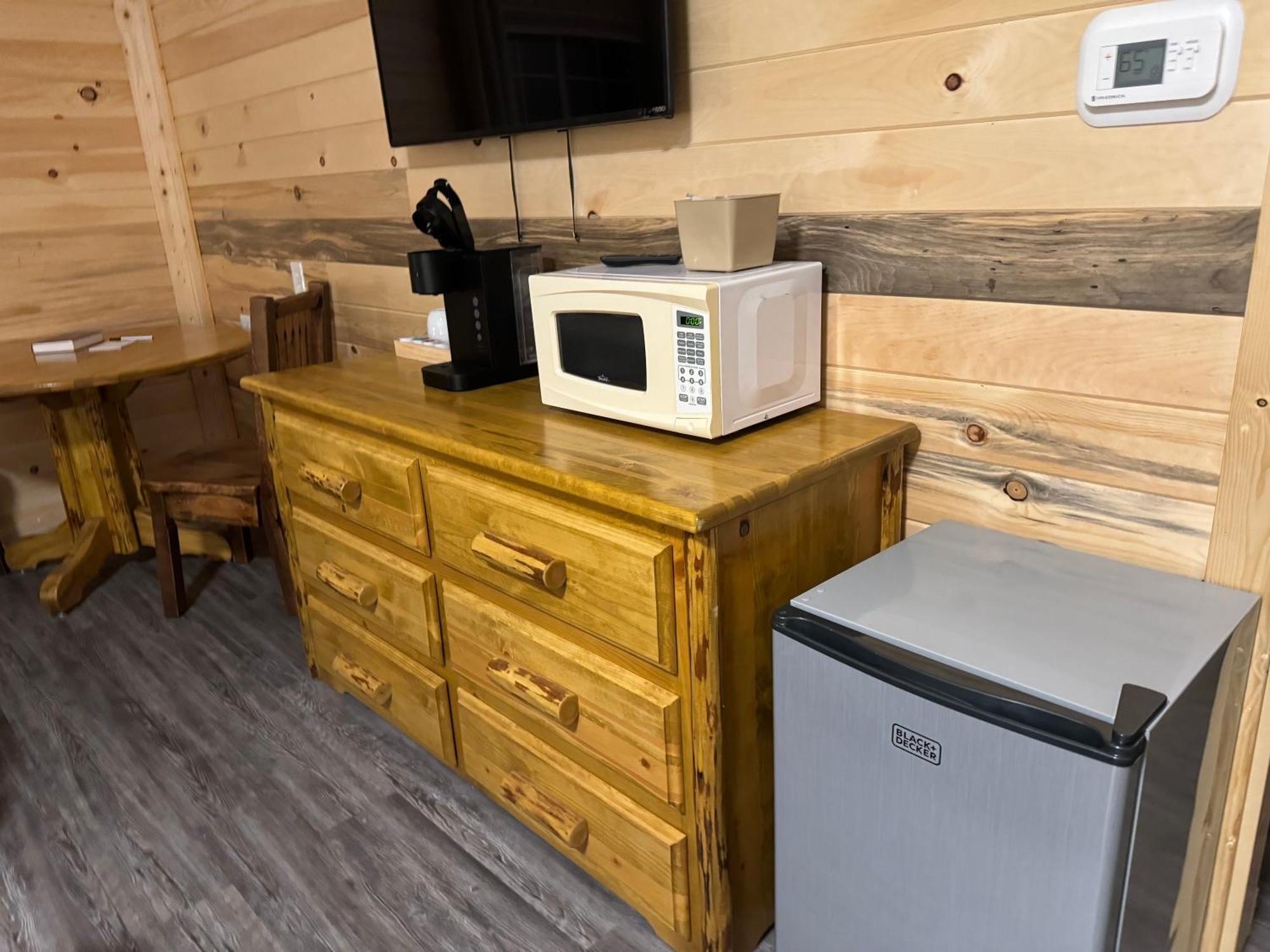 Kootenai Valley Motel Бонърс Фери Екстериор снимка
